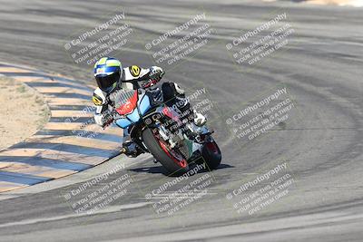 media/Dec-01-2025-Moto Forza (Mon) [[2daa91e15f]]/2-Intermediate Group/Session 2 (Turns 9 and 10)/